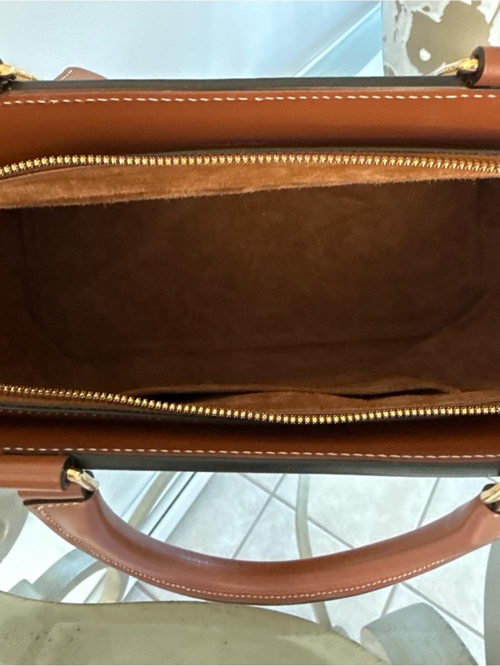 Celine Cabas de France Medium Tote Bag. - Picture 10 of 11